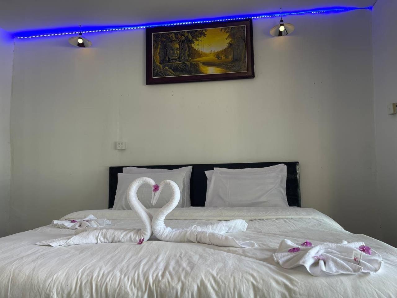 Koh Rong Beach Hostel And Bungalows Kaoh Touch 외부 사진