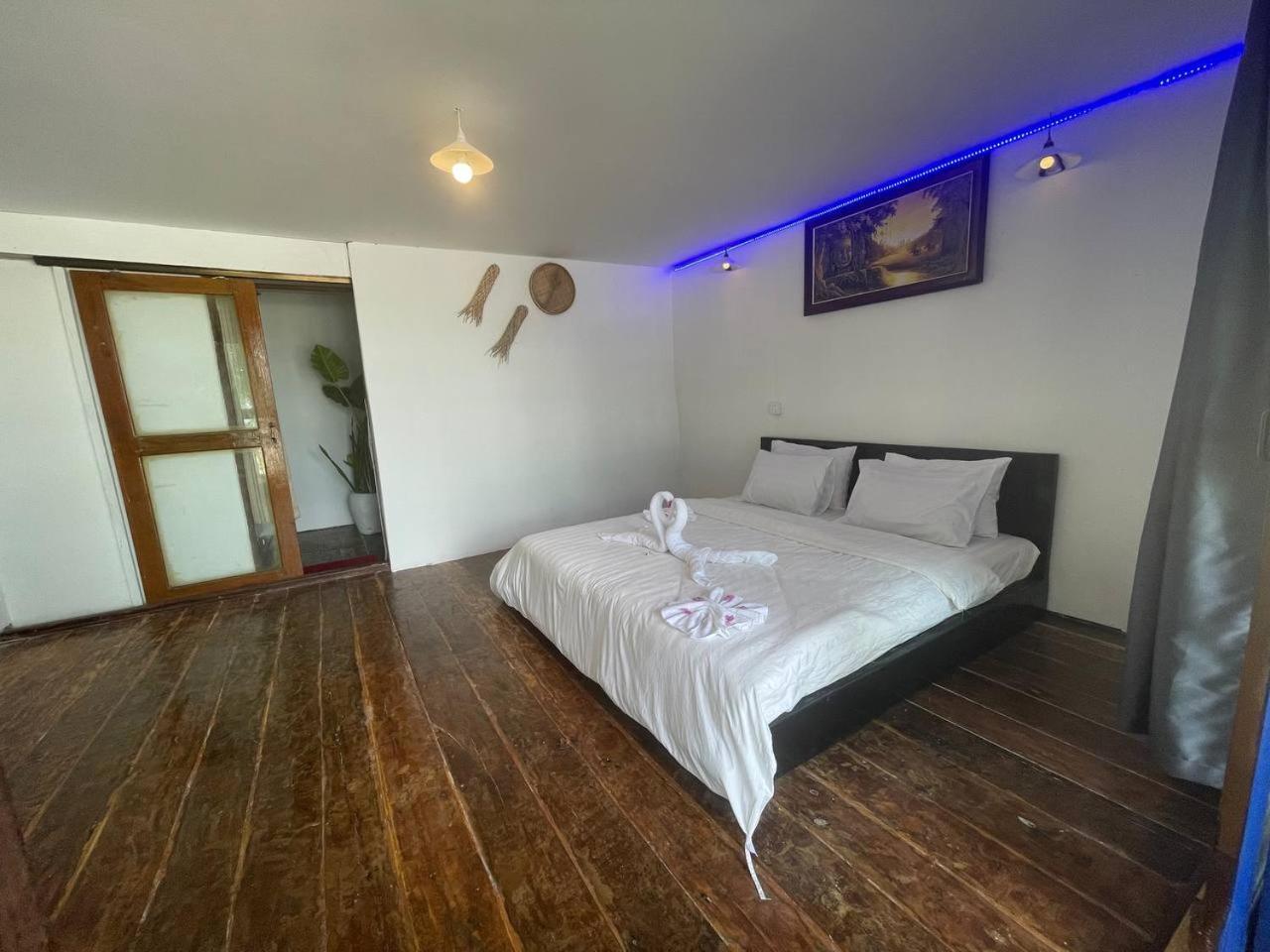 Koh Rong Beach Hostel And Bungalows Kaoh Touch 외부 사진