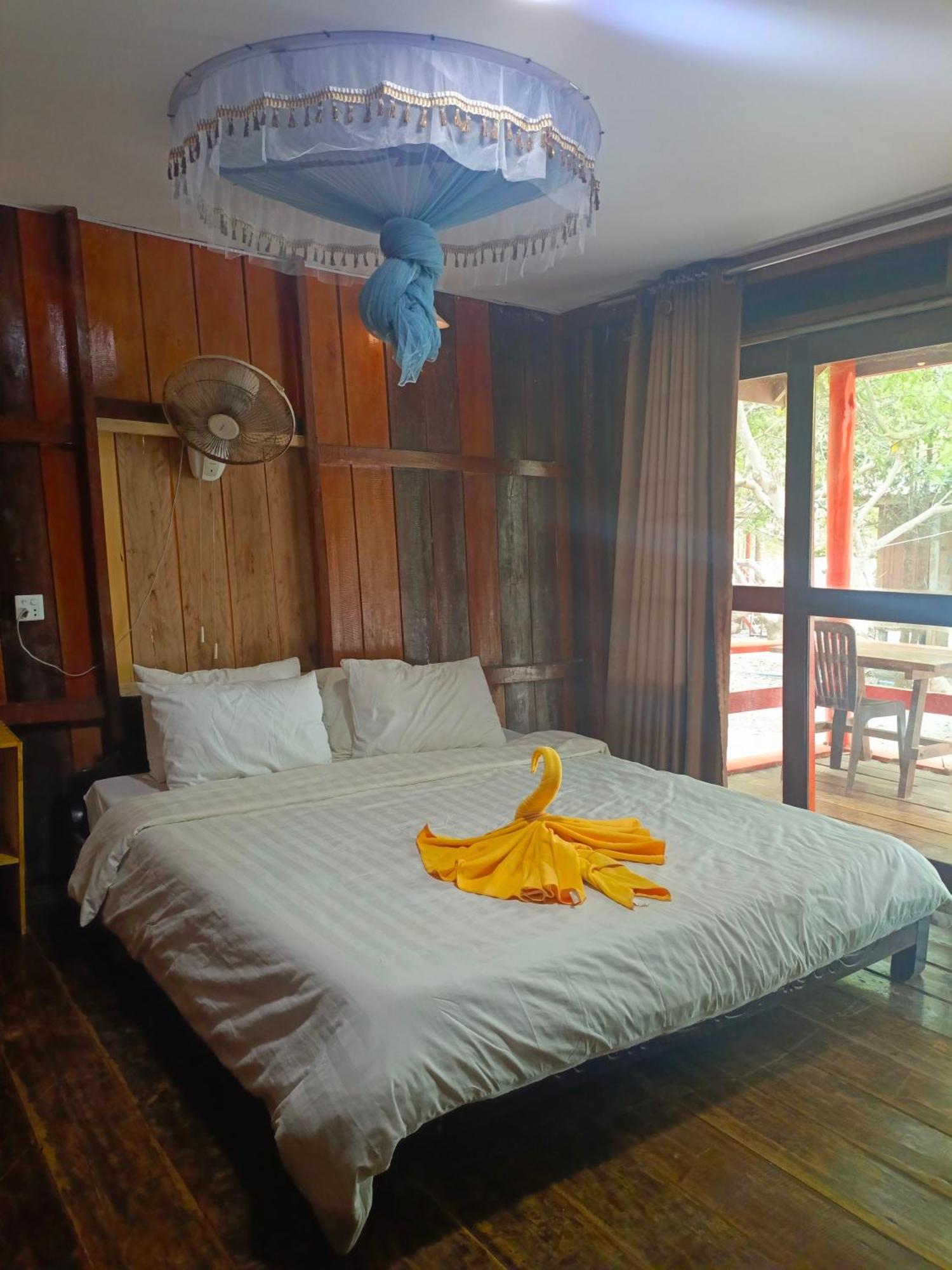 Koh Rong Beach Hostel And Bungalows Kaoh Touch 외부 사진