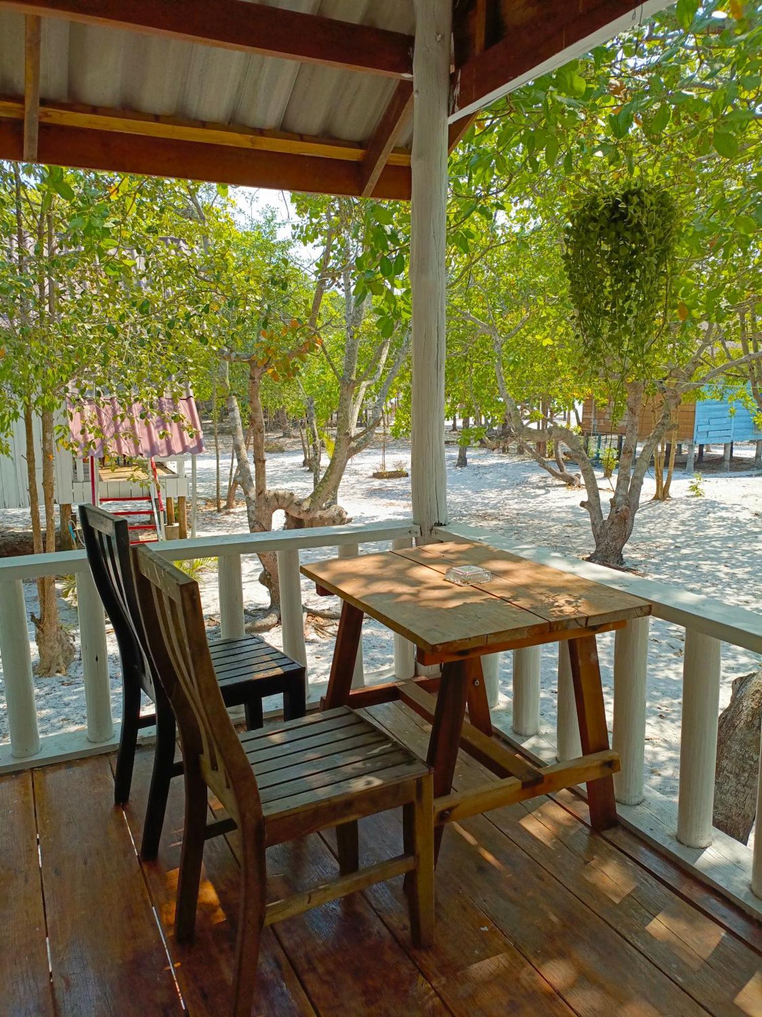 Koh Rong Beach Hostel And Bungalows Kaoh Touch 외부 사진